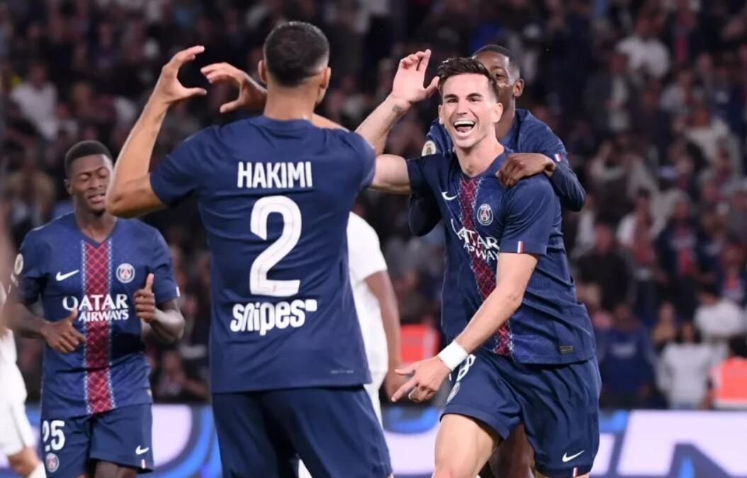Paris Saint-Germain: Kỷ Nguyên Mới Tại Ligue 1 Được Khai Mạc