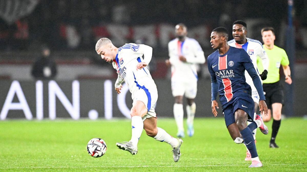 Những Chiêu Thức Của PSG Trong Việc Giữ Vững Hình Ảnh Ligue 1